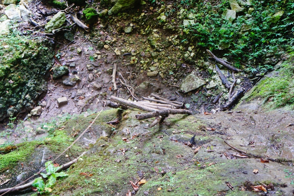 Уаз-абаа лестница.jpg