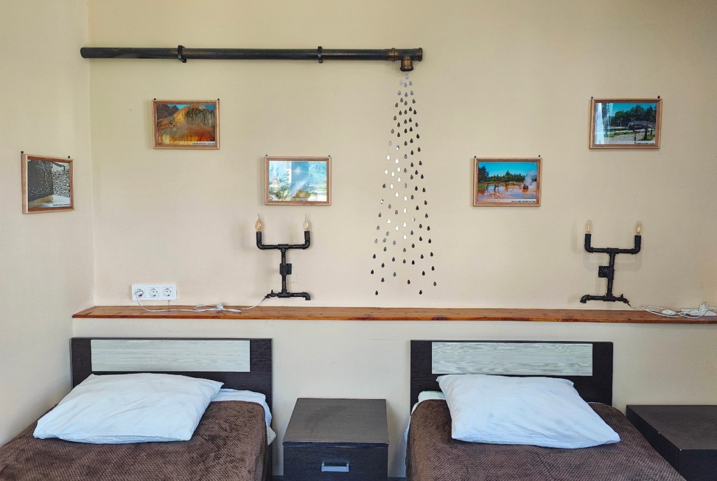 Двухместный номер Кындыгский источник.jpg