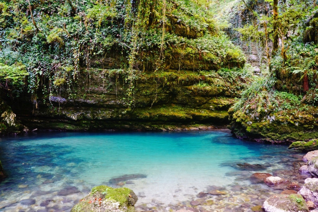 Шубарский водопад заводь.jpg