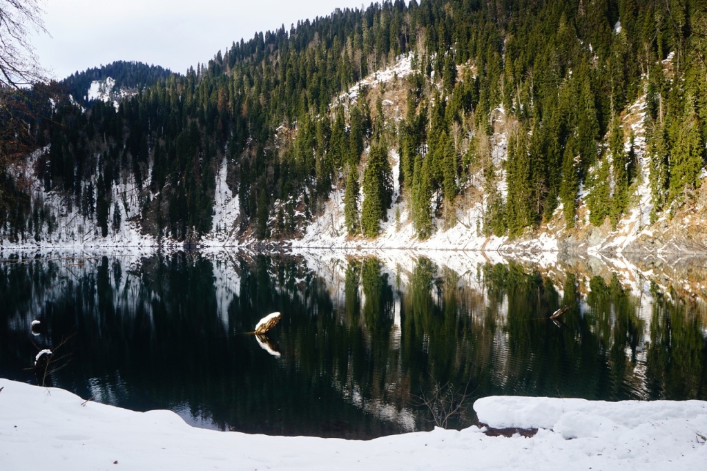 Малая Рица зимой.jpg