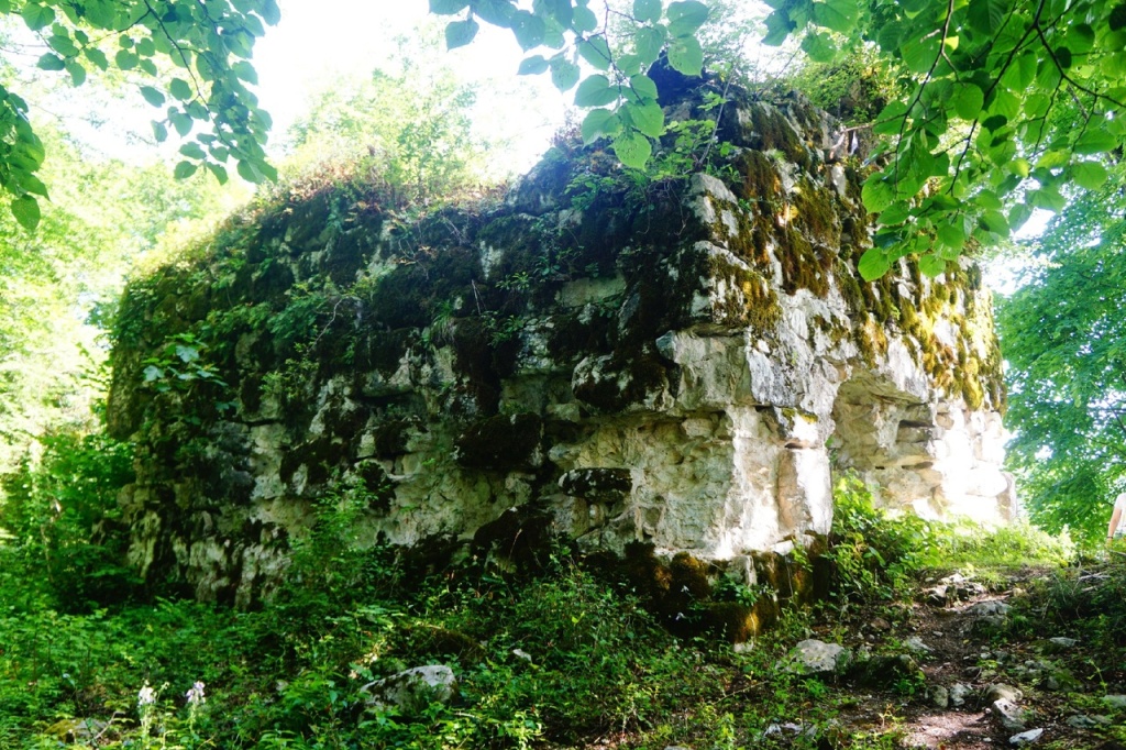 Базилика Акуача.jpg