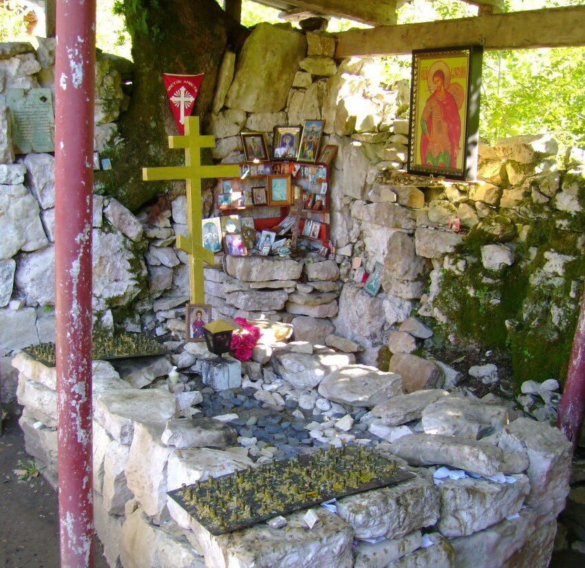 Место погреберия святого Василиска.jpg