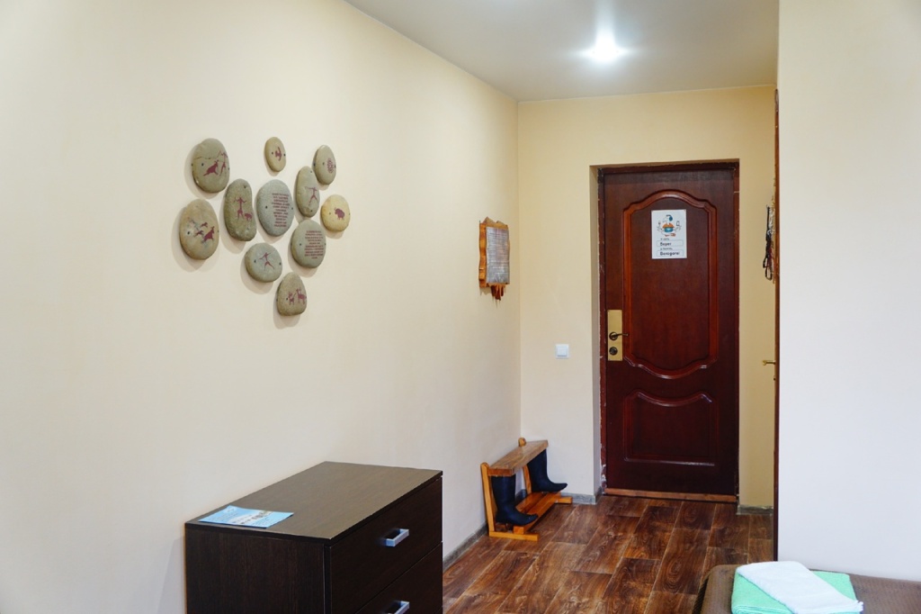 Номер для троих в Кындыге.jpg